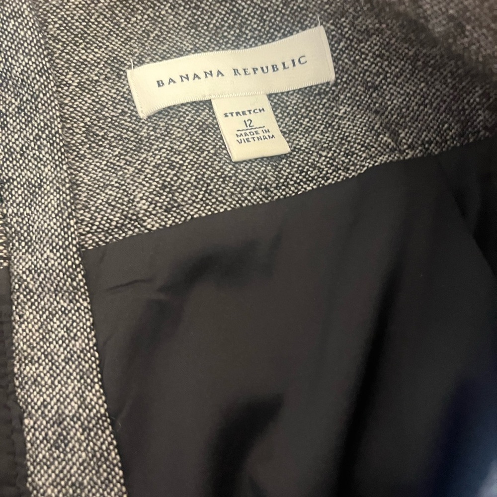 Banana Republic Size 12 tweed Skirt with Zipper - Picture 4 of 8